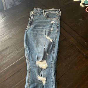 Old Navy Mid-Rise Skinny Jean